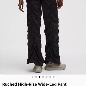 Lululemon Ruched High Rise Wide Leg Pant - EUC